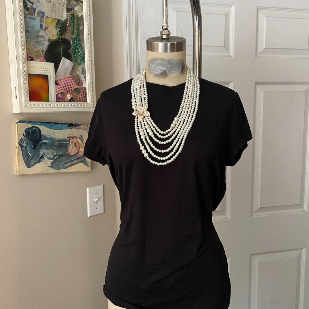 Bloomingdales CLASSIC White 6 strand Pearl Flower pendant bib Collar Necklace - Picture 12 of 15